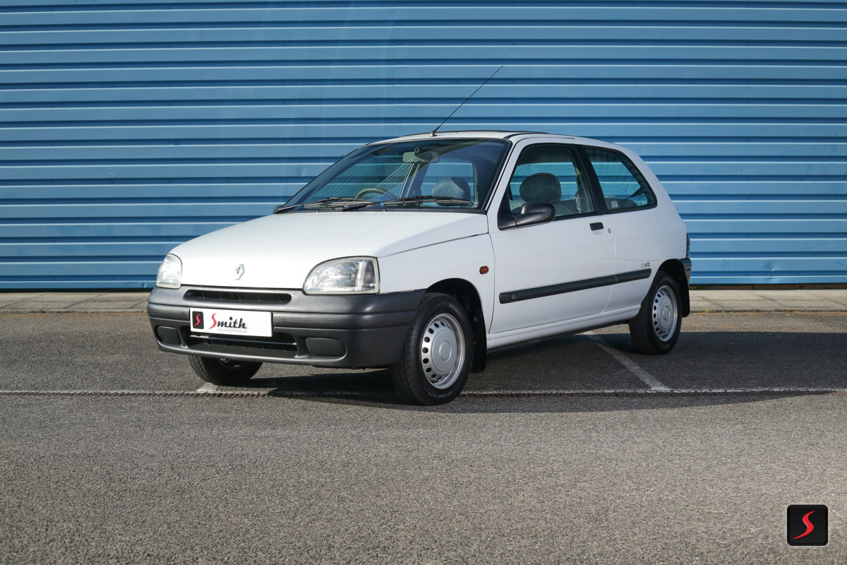 Renault Clio Oasis 08
